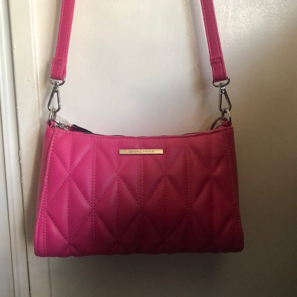 ♡ NWT! Pink handbag by KENDALL + KYLIE